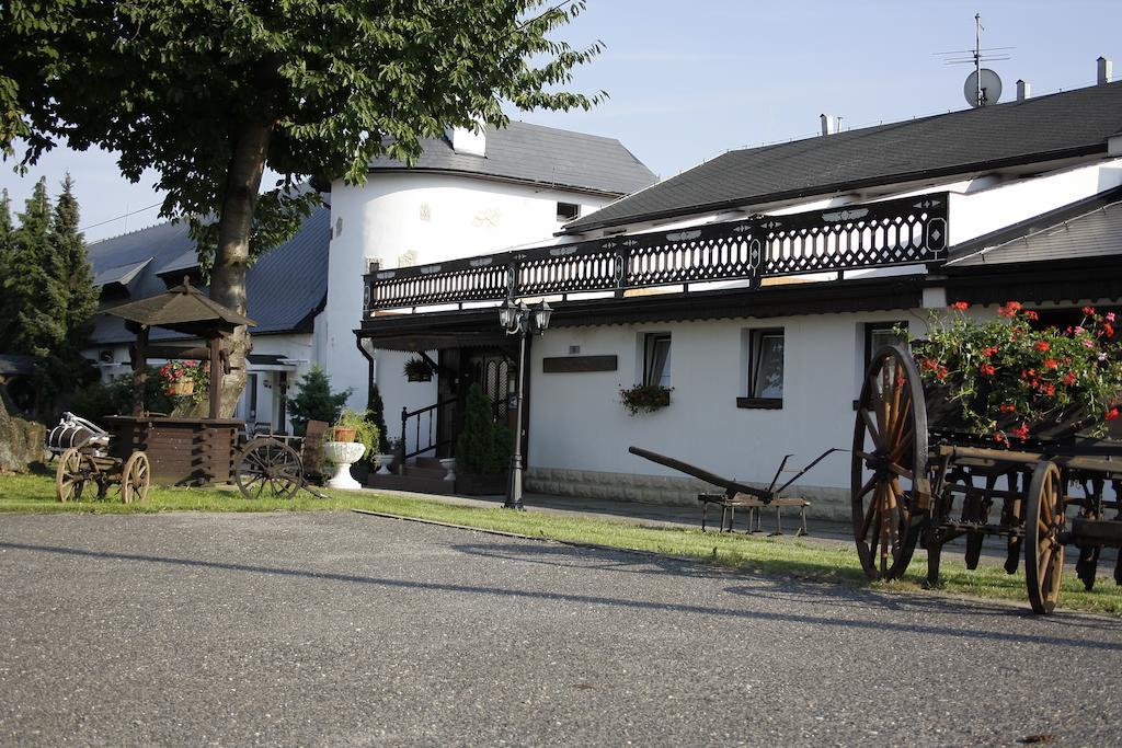 Hotel Koliba Litomerice Ngoại thất bức ảnh