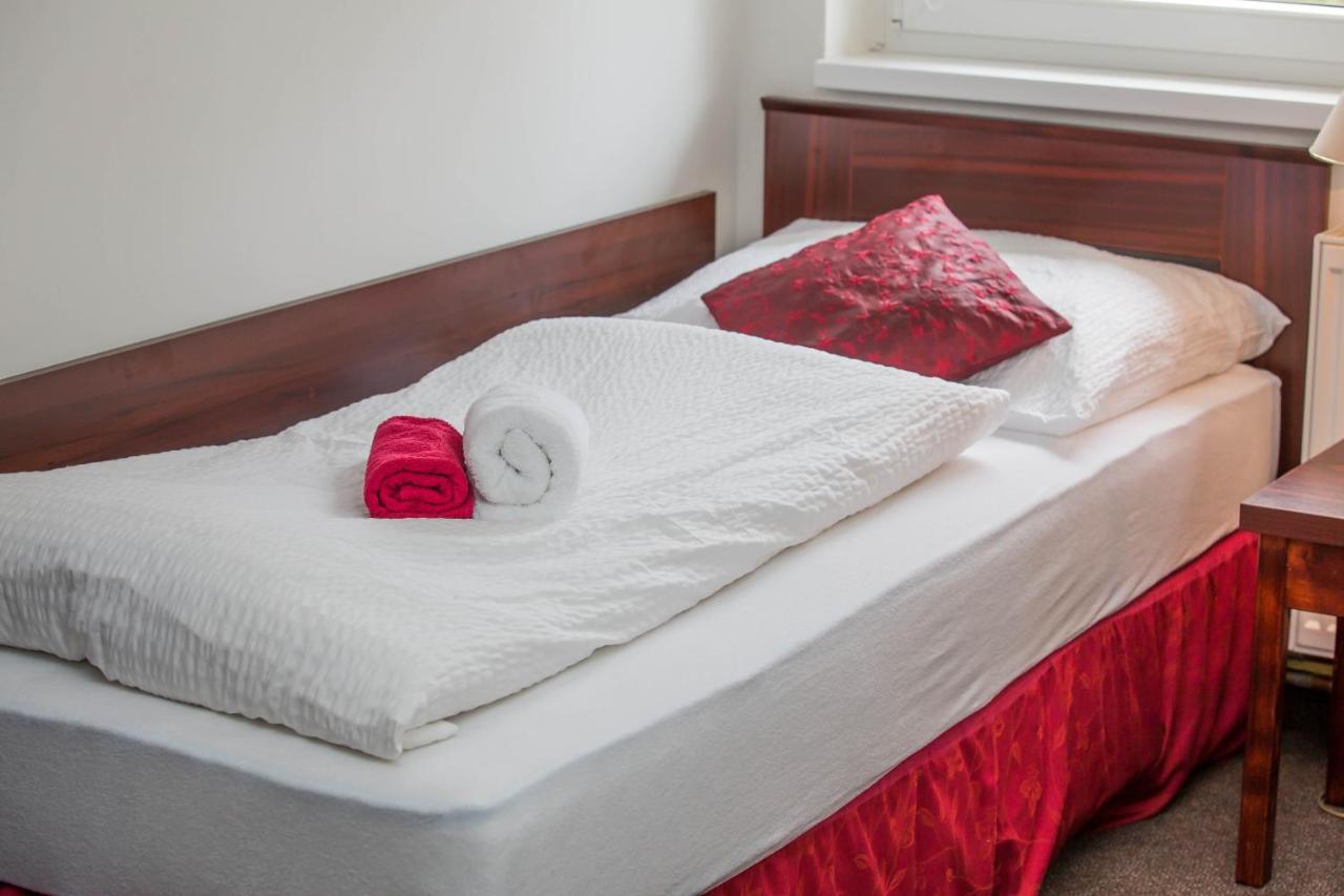 Hotel Koliba Litomerice Ngoại thất bức ảnh