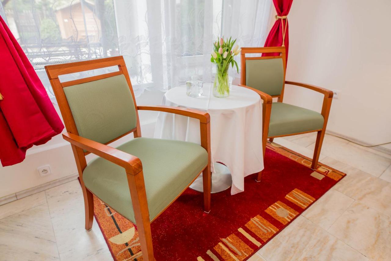 Hotel Koliba Litomerice Ngoại thất bức ảnh