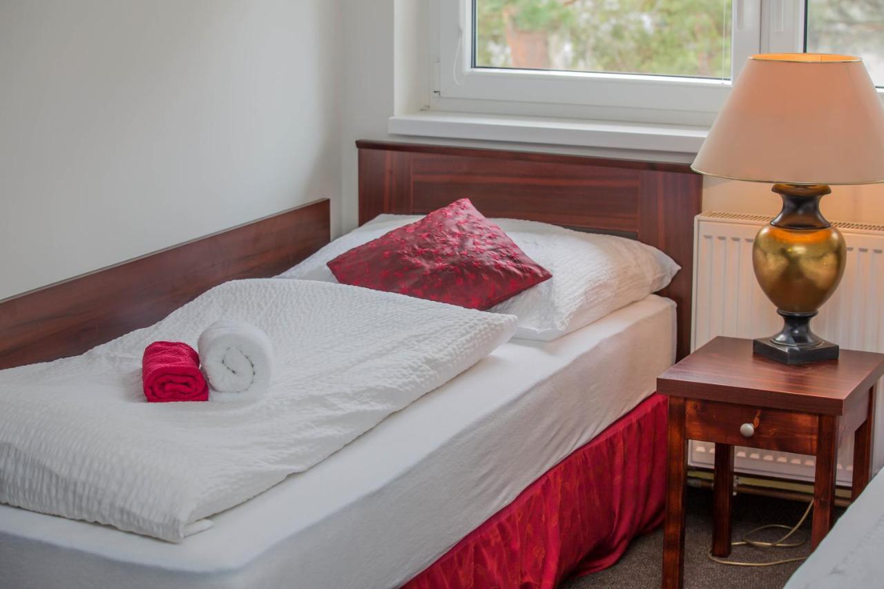 Hotel Koliba Litomerice Ngoại thất bức ảnh