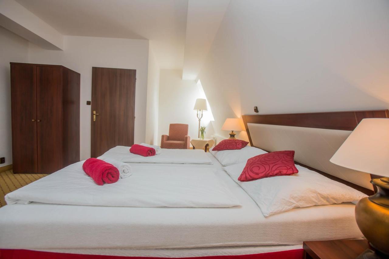 Hotel Koliba Litomerice Ngoại thất bức ảnh